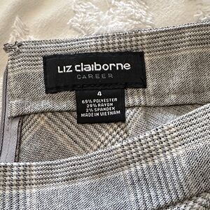 Liz Claiborne Black and White Plaid Skirt